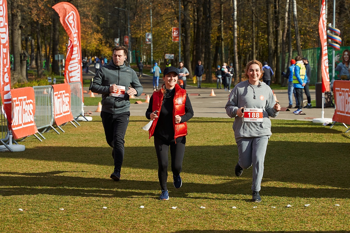17.10. 476, 17.10.20 World Class Cross